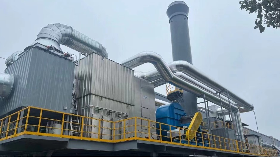 江蘇某汽車(chē)科技公司 沸石轉(zhuǎn)輪+蓄熱式焚燒爐RTO 廢氣治理案例